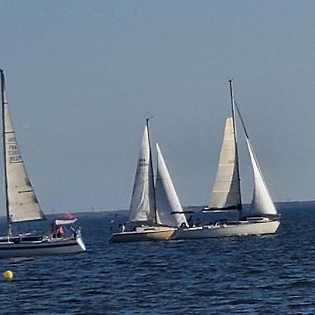 Le Vent Dans Les Voiles - Appartement Classe 4 Etoiles Mèze Esterno foto
