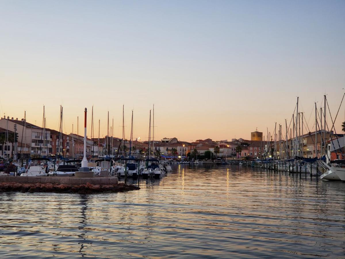 Le Vent Dans Les Voiles - Appartement Classe 4 Etoiles Mèze Esterno foto
