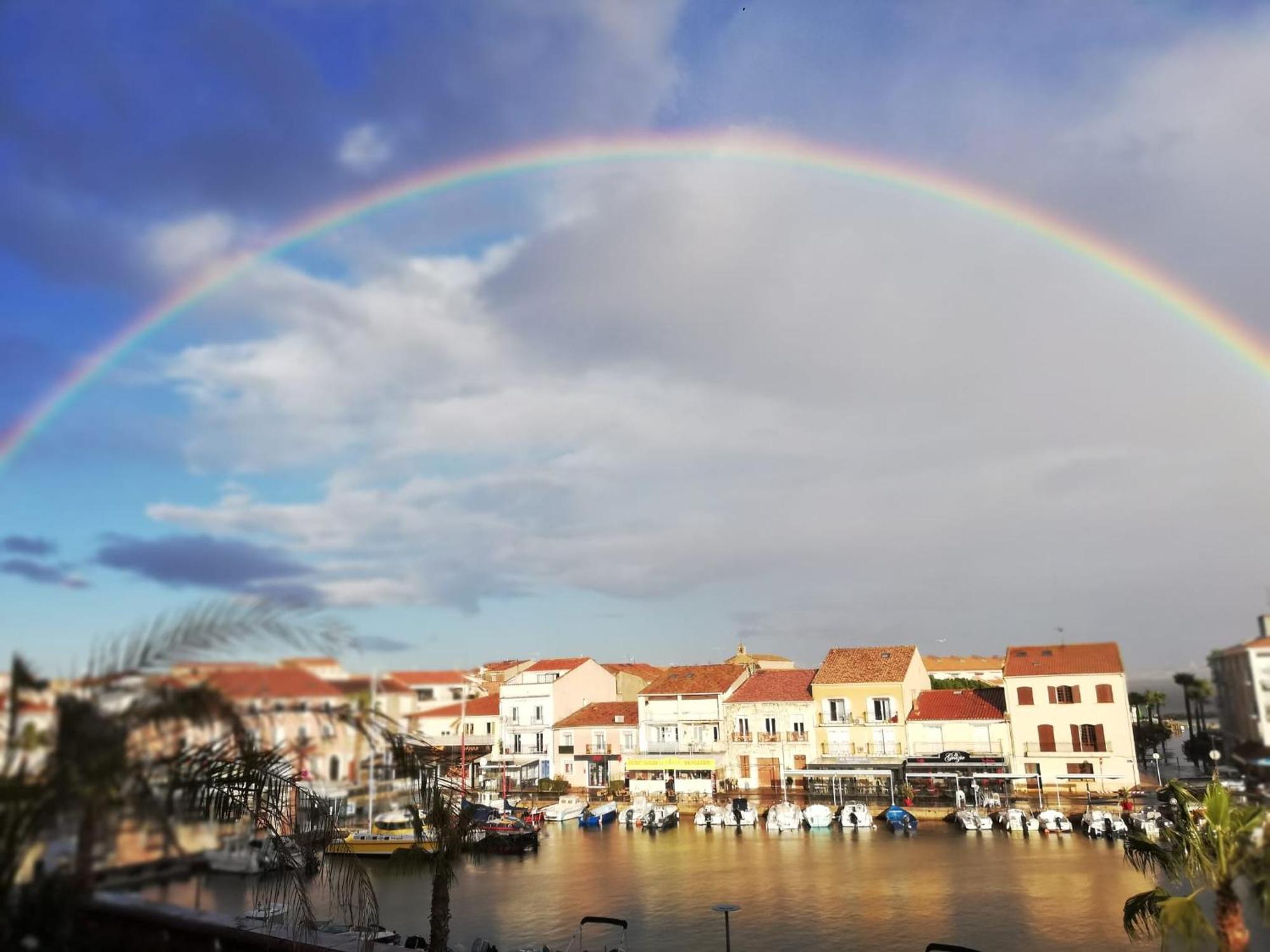 Le Vent Dans Les Voiles - Appartement Classe 4 Etoiles Mèze Esterno foto